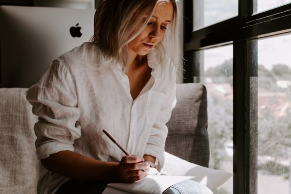 trent szmolnik   oOf9Zn qs unsplash 1 600x400 - Moms Need To Relax Too!